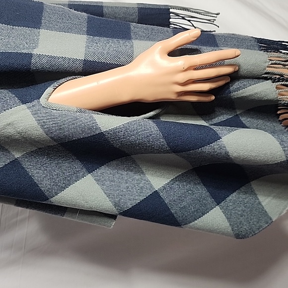 J.Crew Scarf Shawl Soft Wrap Fringed Blue Gray - Picture 5 of 7